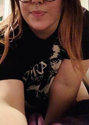 Can’t fall back asleep...so here’s a god from the other night 😜