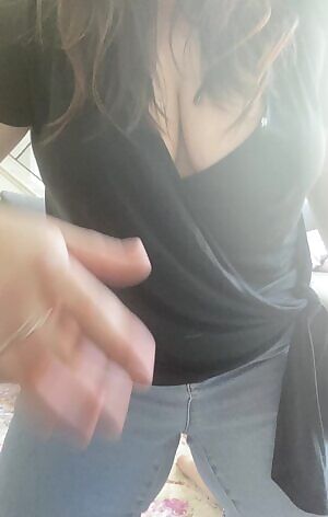 How’s this for a pop!? 🖤