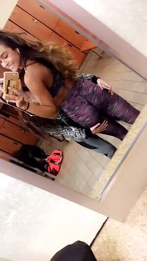 Skylyn grabbing Sommer's ass