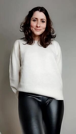 I've got a natural fur coat you can use anytime to keep your cock warm during the winter season.. Wanna try it out?