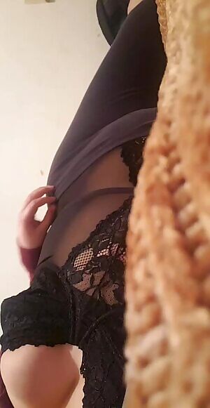 i love this bodysuit, it might be my favorite one 🖤