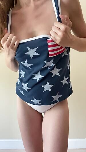 Pregnant boobies 💋