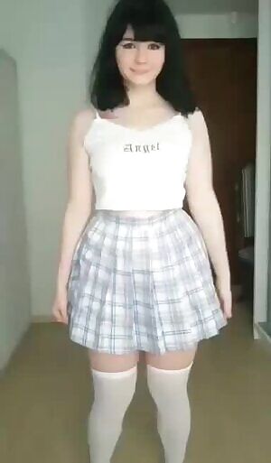 I like the way my boobs bounce here