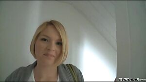 Krissy's delicious ass-in-leggings tease