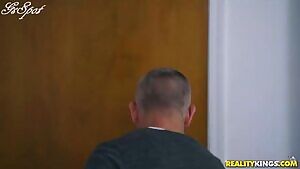 Moms Bang Teens - Krissy Lynn & Kimmy Granger - My Daughter's New Boyfriend