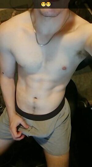 I just get so fucking horny when I should be sleeping. 🙃🙃