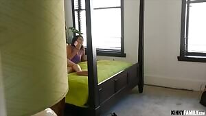 Sister is down to fuck while parents arent home