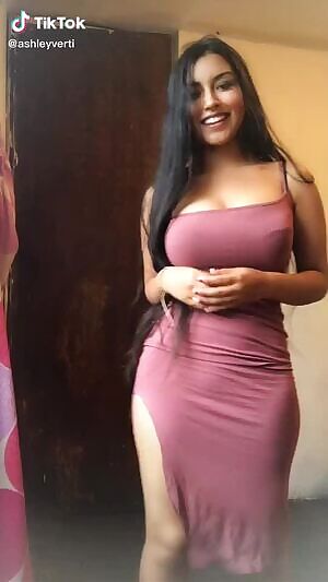 Who doesn’t love a busty Latina