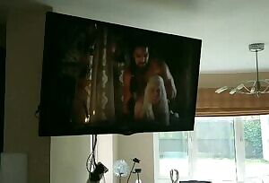 Grandpa teaches Muslim girl a lesson for enjoying Game of Thrones sex