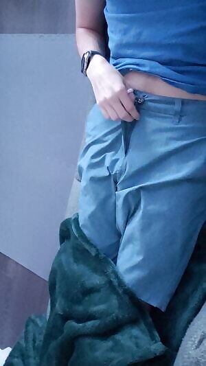 Isn't that zipper sound just so satisfying?